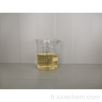 Liquide transparent jaune clair